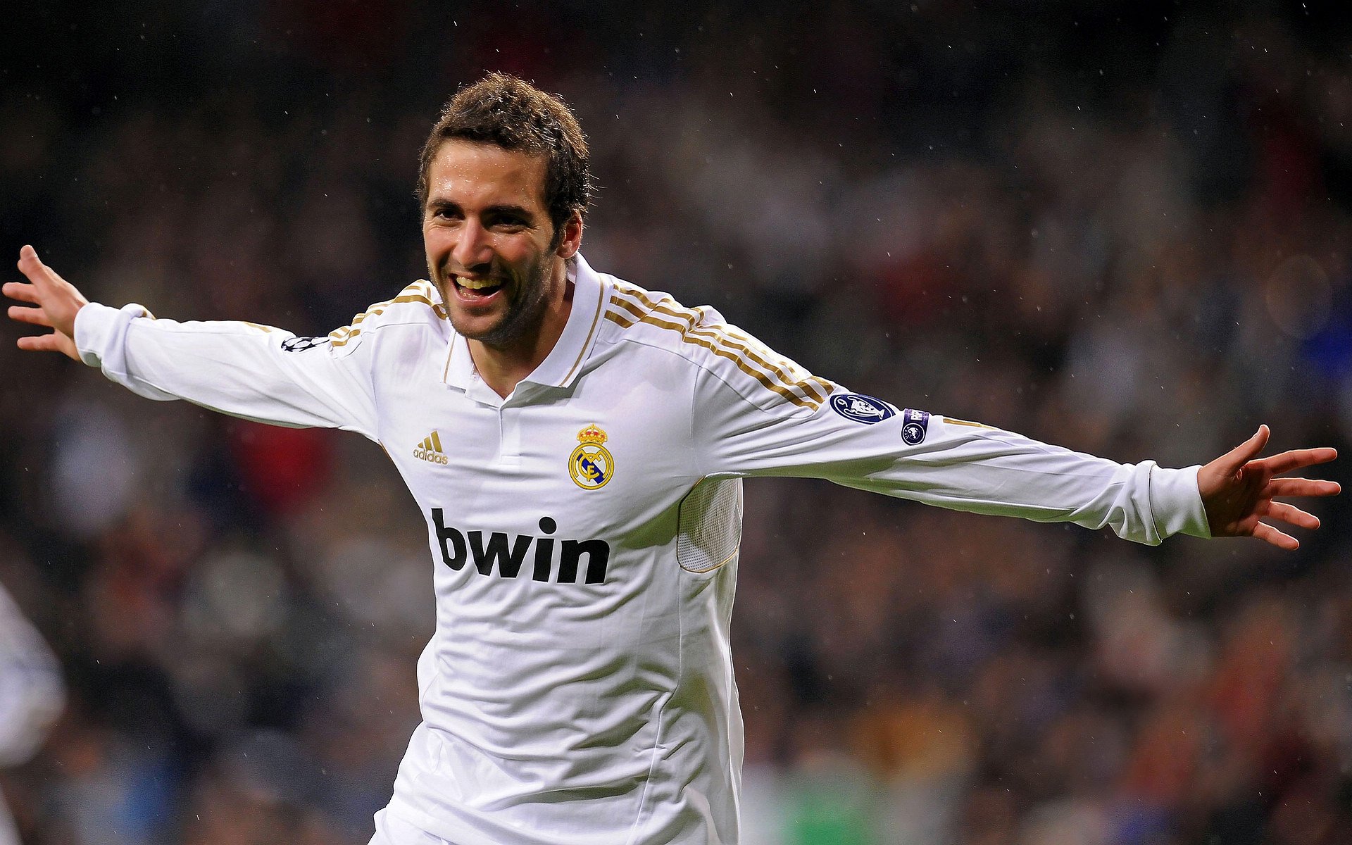 九游电竞官网-“萨尔·巴赫在南非队的角色转变：从替补到主力”