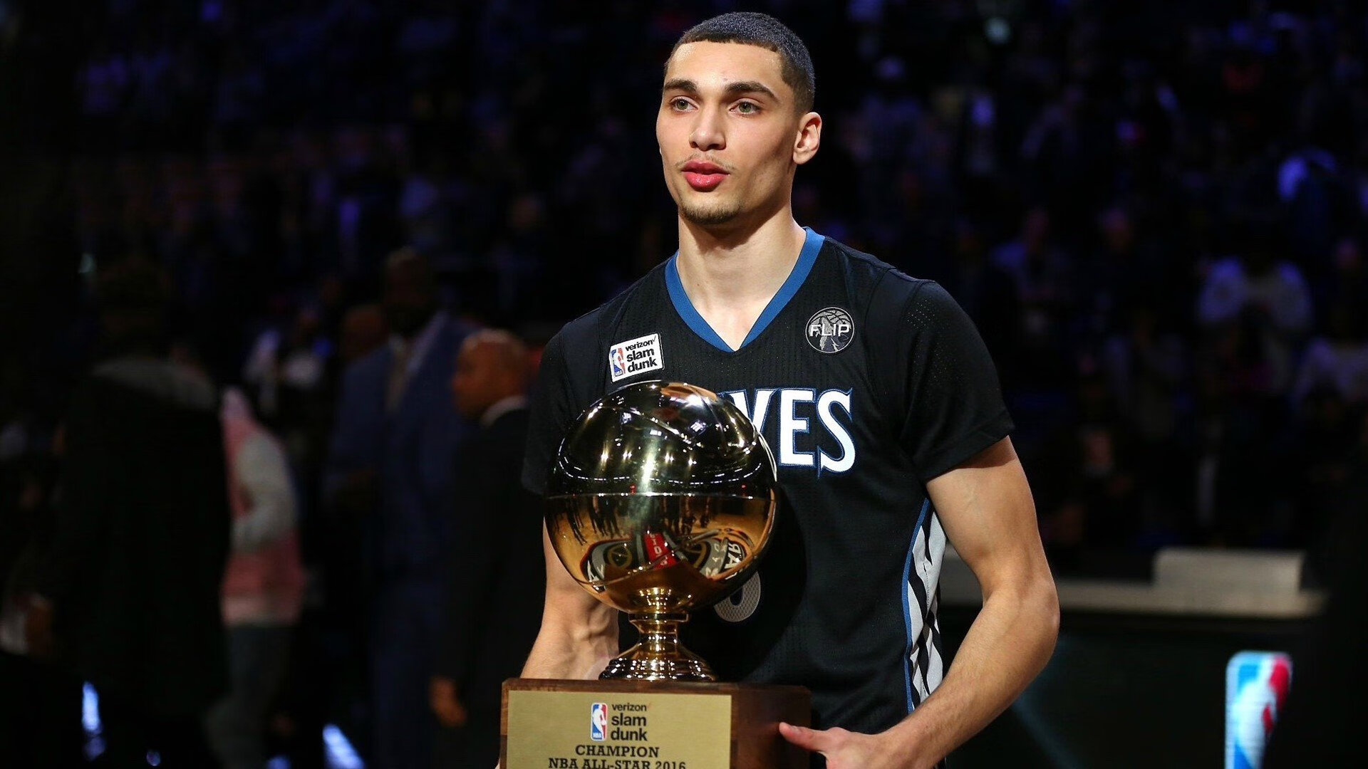 “安赫尔·巴尔博萨的强攻能力与反击速度，成为美洲狮队制胜的关键因素”